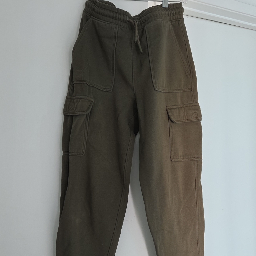 Two Warm Cozy Sweatpants For The Price Of One. For Boys 14-16